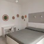 Vincesilhouse *