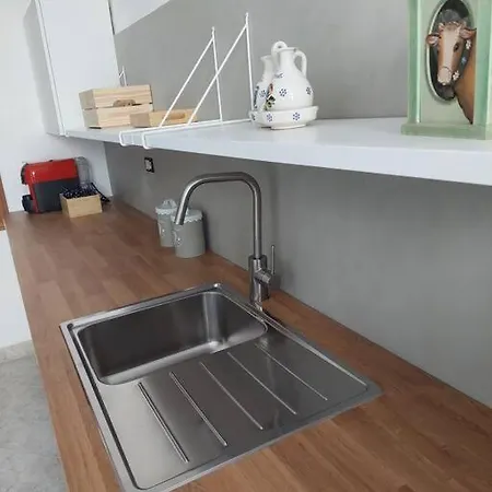 Vincesilhouse Apartment *